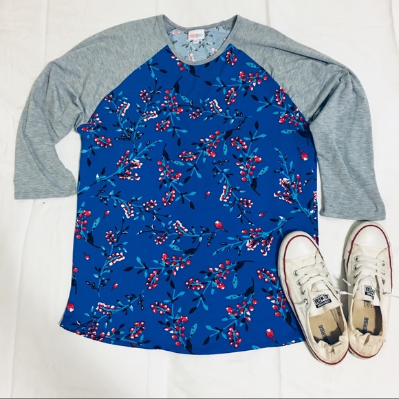 LuLaRoe Tops - NWT 3/4 Length Raglan Tee - LuLaRoe Randy